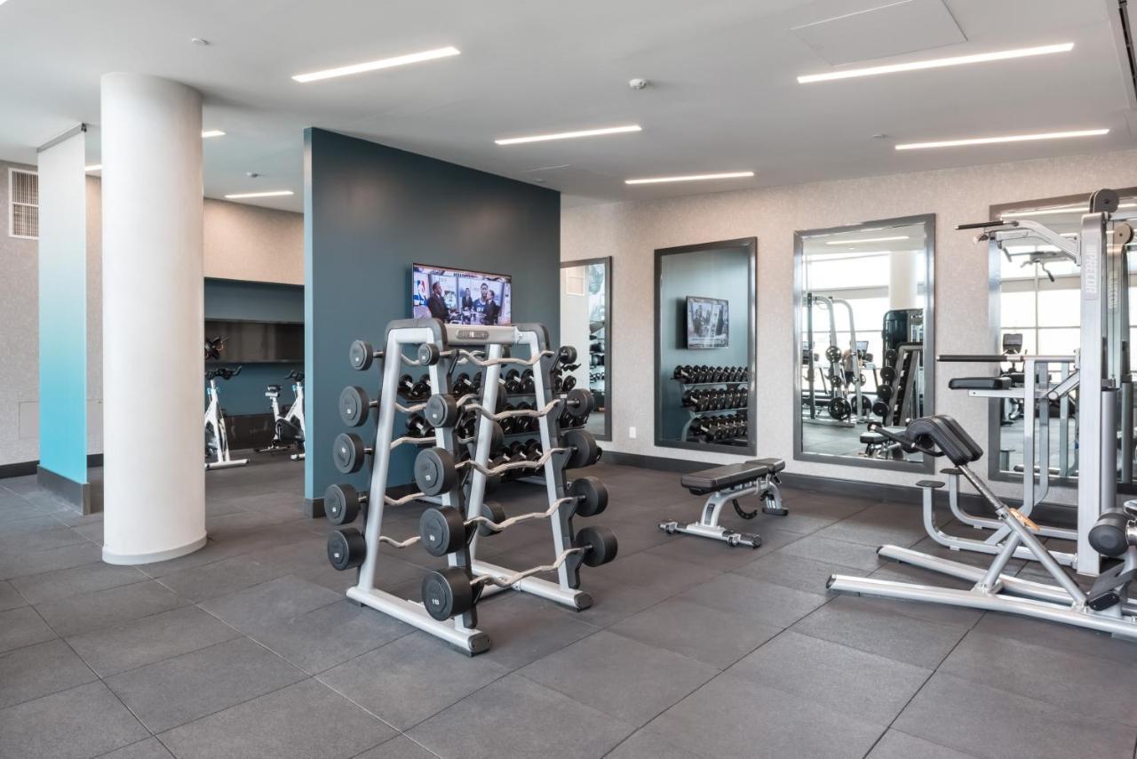 Global Luxury Suites Crystal City Arlington Ngoại thất bức ảnh