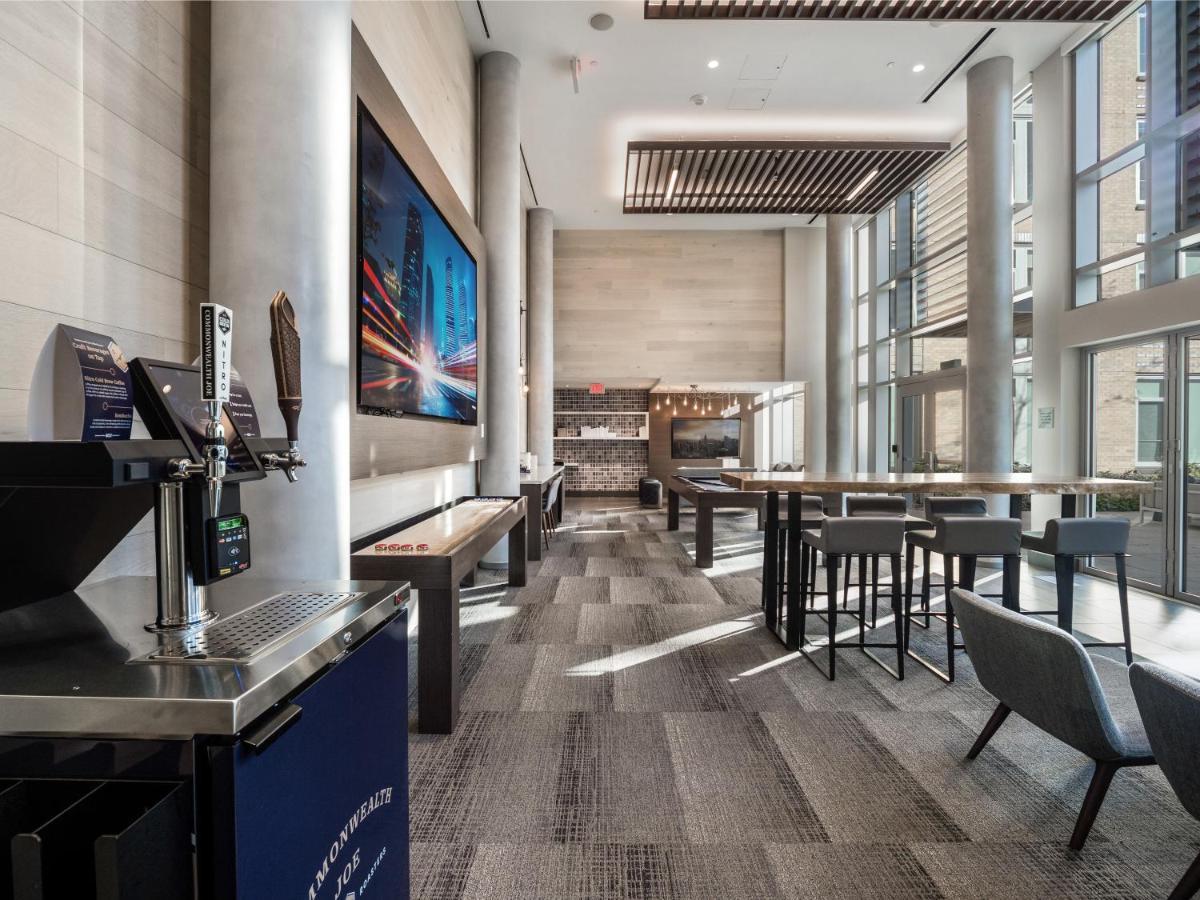 Global Luxury Suites Crystal City Arlington Ngoại thất bức ảnh