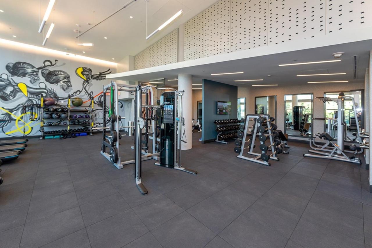 Global Luxury Suites Crystal City Arlington Ngoại thất bức ảnh