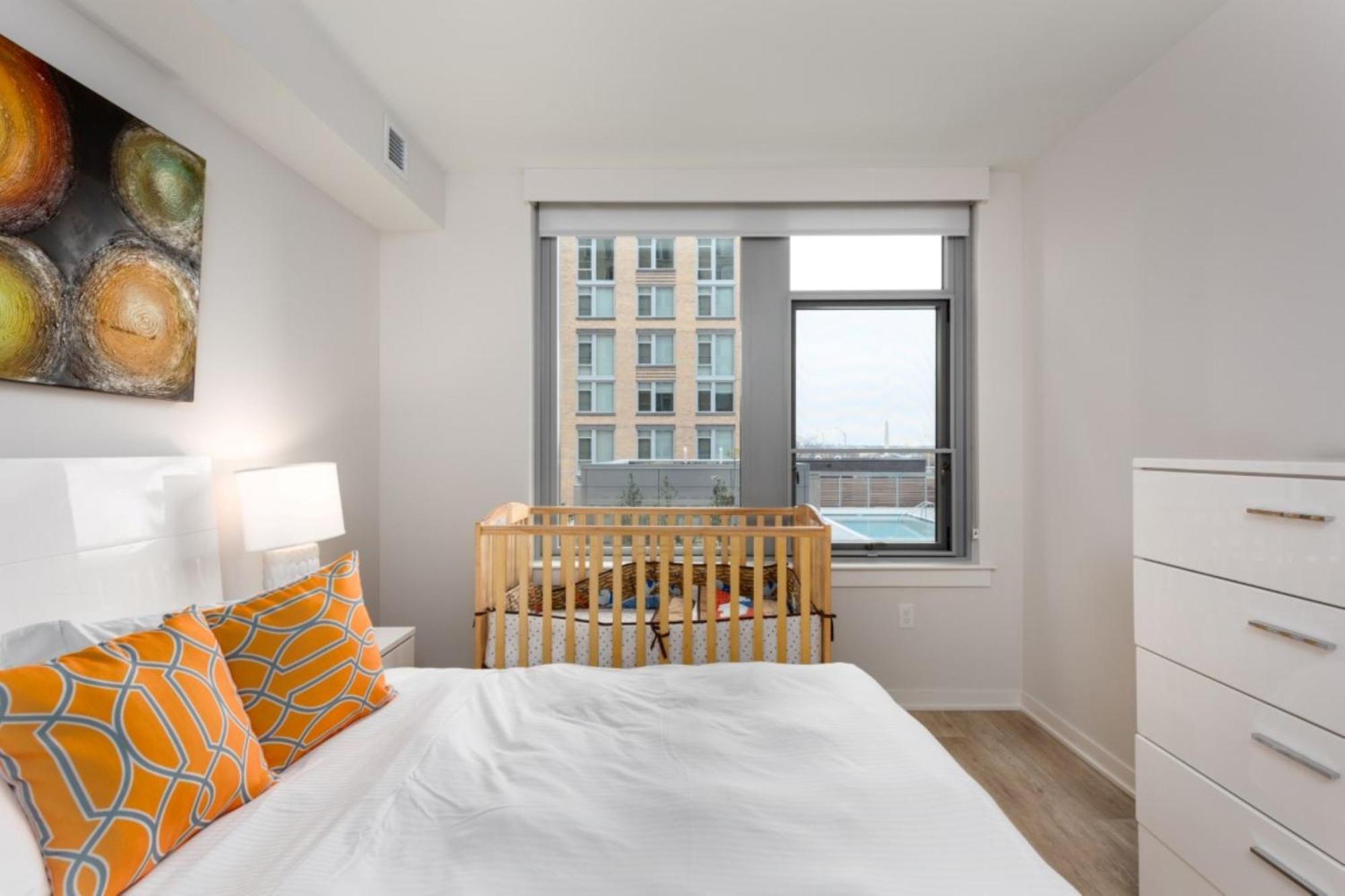 Global Luxury Suites Crystal City Arlington Phòng bức ảnh