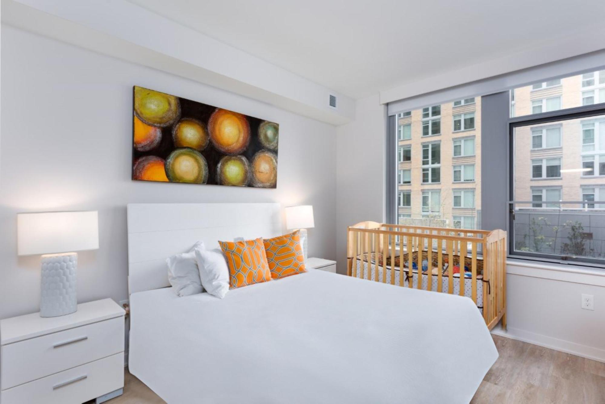 Global Luxury Suites Crystal City Arlington Phòng bức ảnh