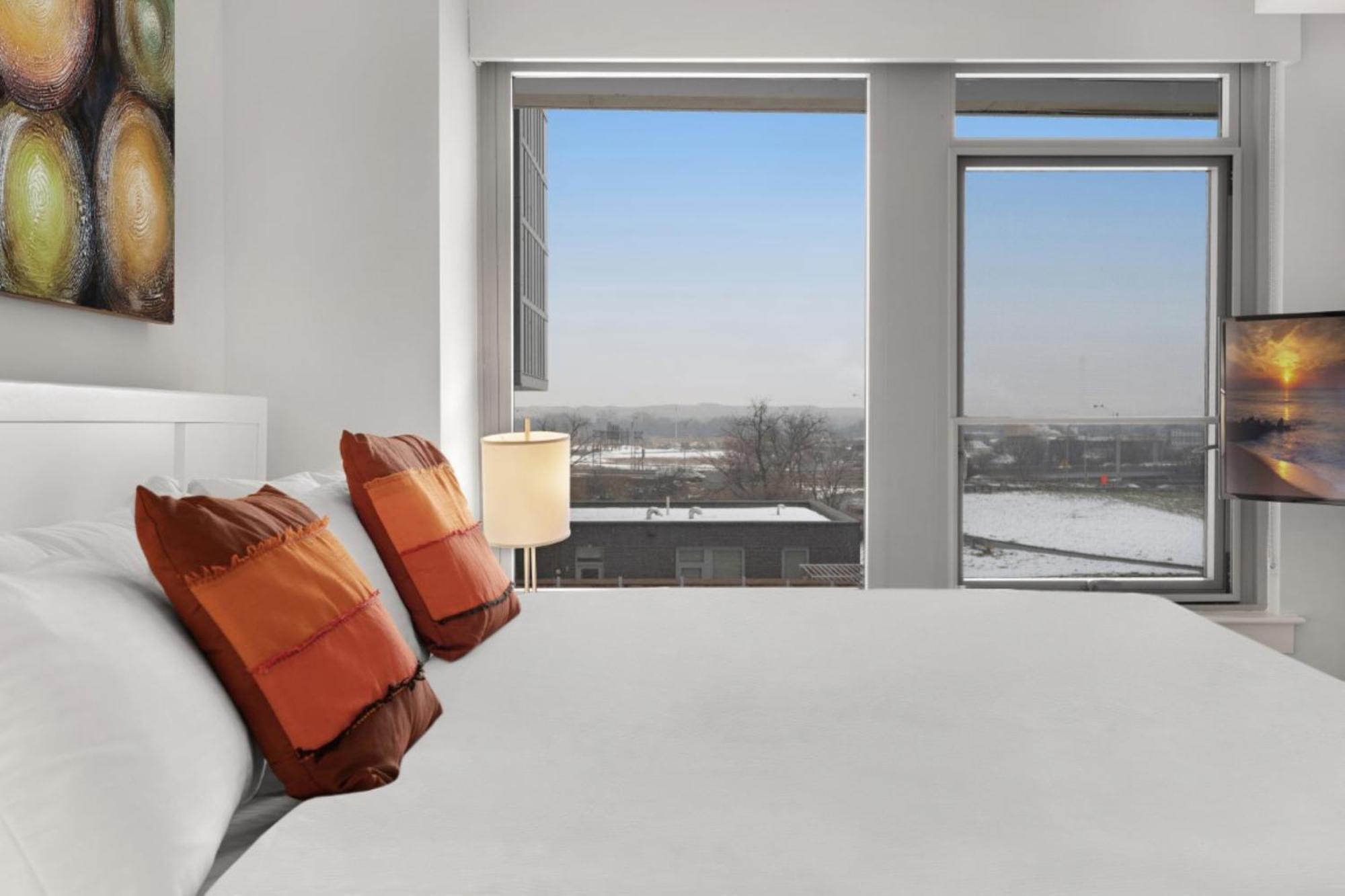 Global Luxury Suites Crystal City Arlington Phòng bức ảnh