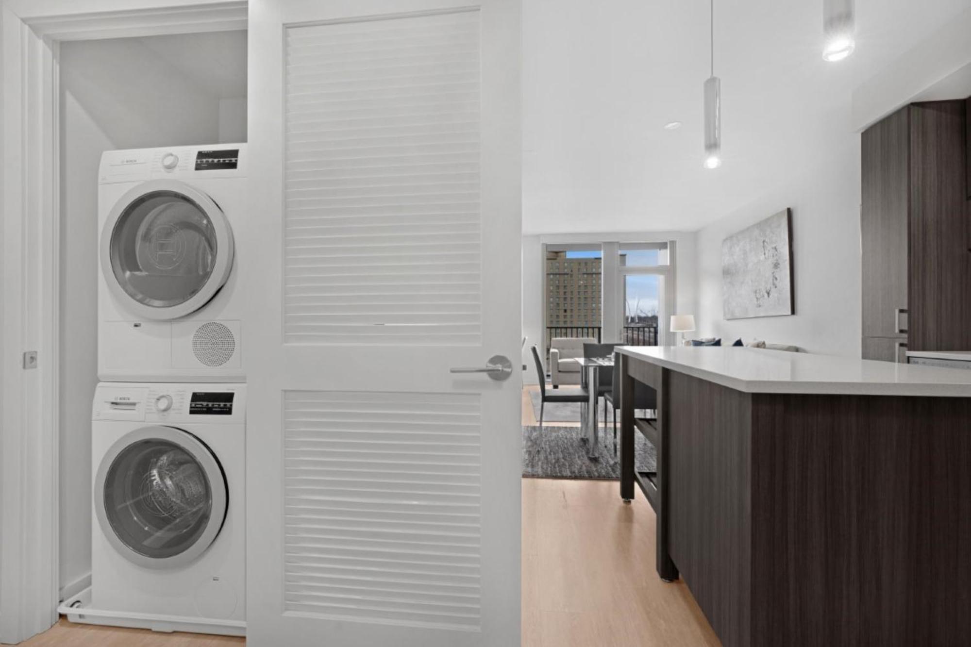 Global Luxury Suites Crystal City Arlington Phòng bức ảnh