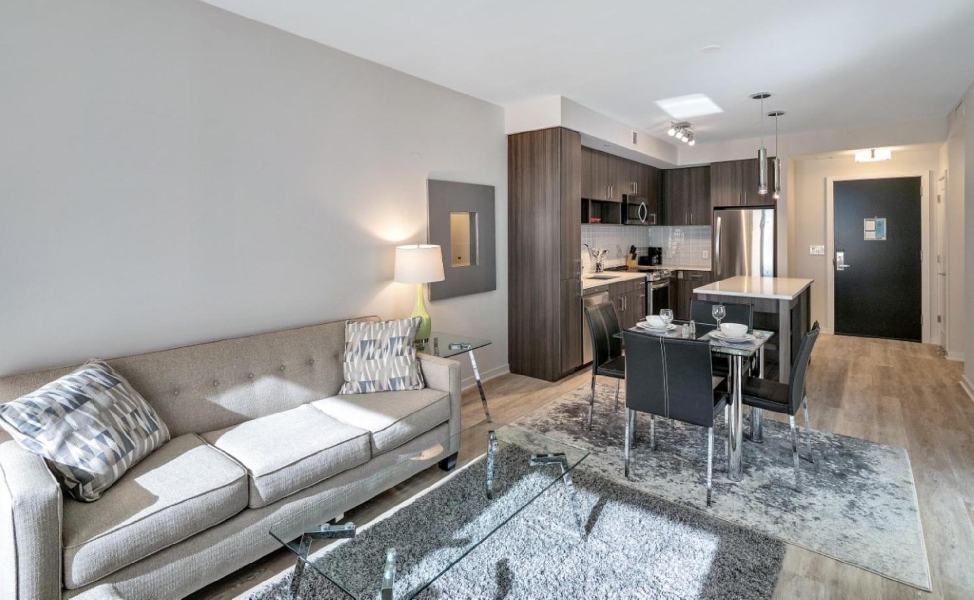 Global Luxury Suites Crystal City Arlington Phòng bức ảnh