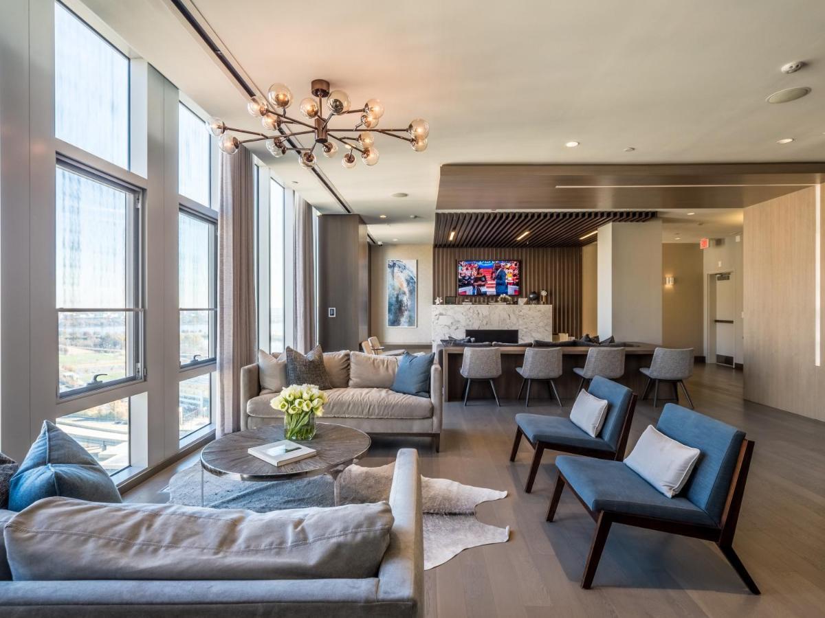Global Luxury Suites Crystal City Arlington Ngoại thất bức ảnh